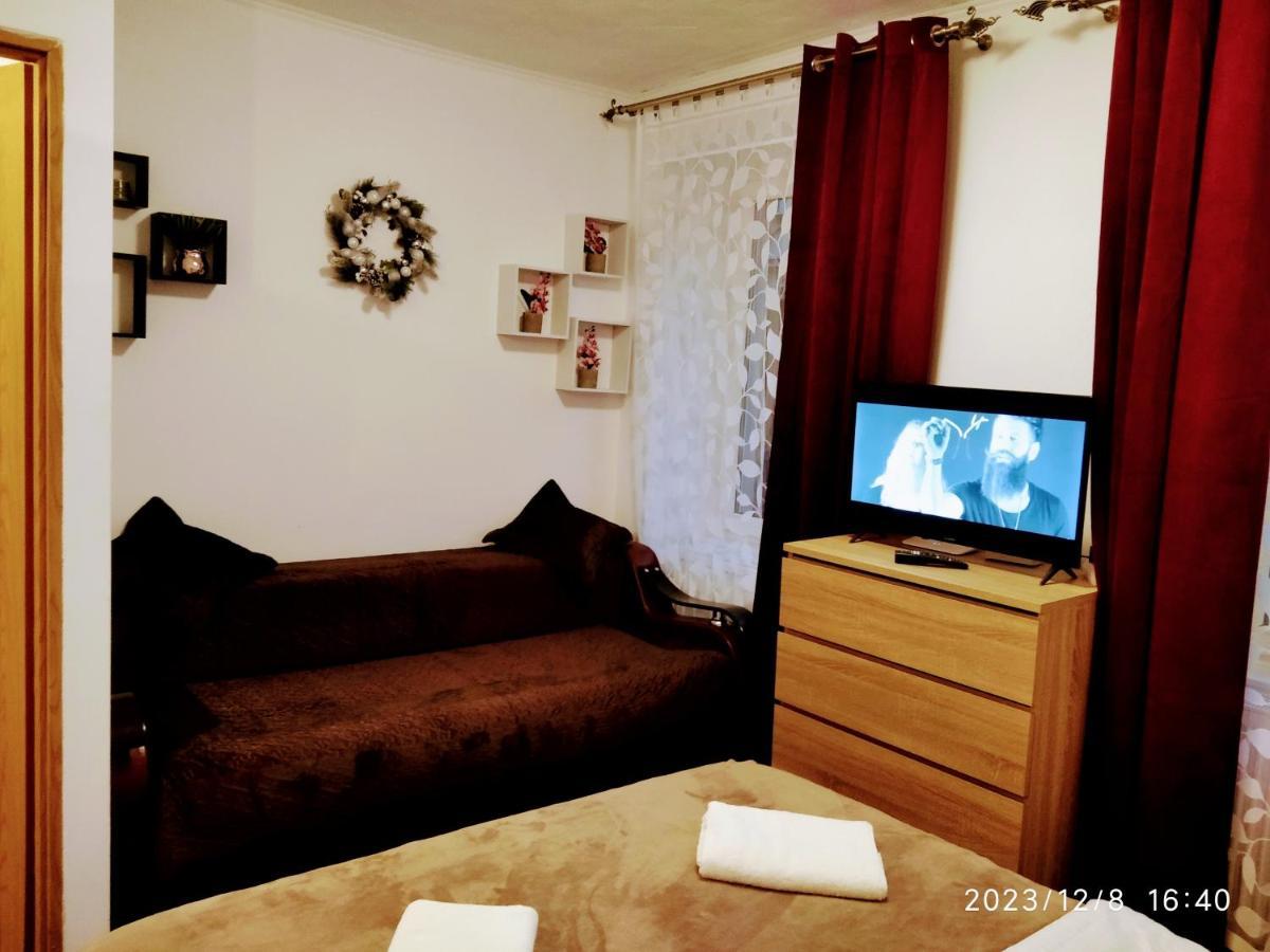 Tampa Studio Braşov Extérieur photo